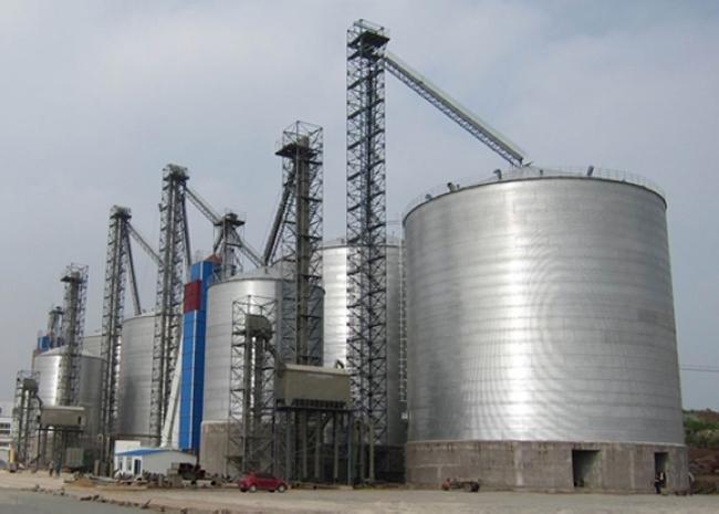 红寺堡大型钢板库构造参数及水泥储存质量